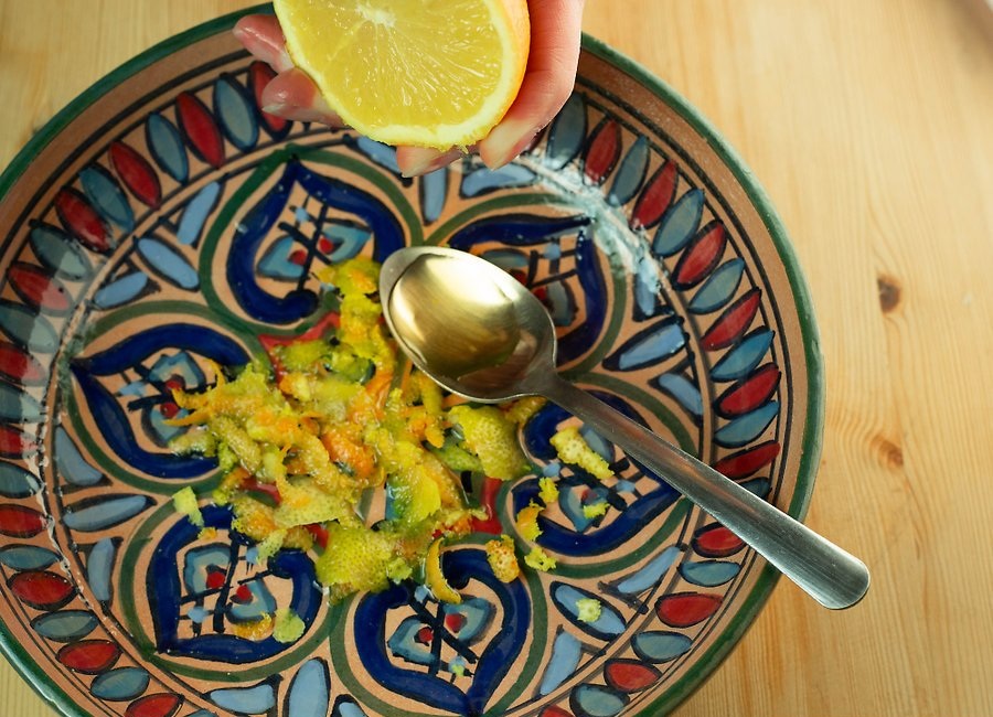 Фруктовый салат с цитрусово-медовой заправкой