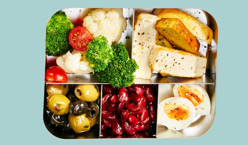 Четверг - вегетарианский день: тофу, яйца и овощи